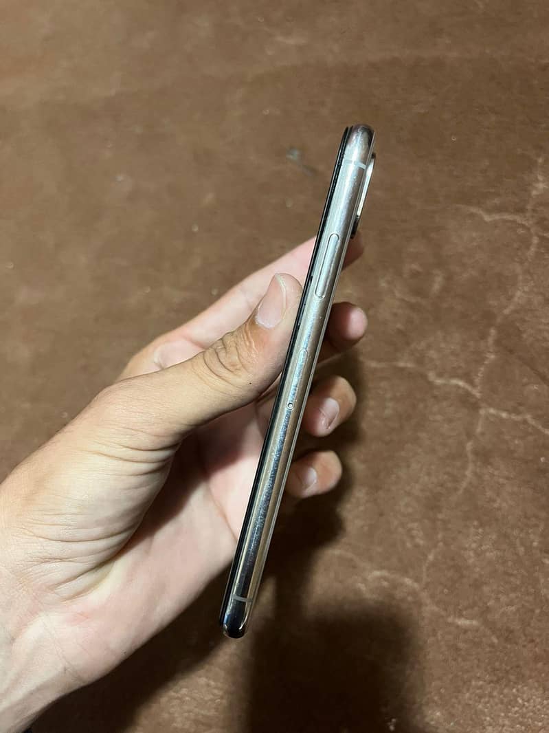 iPhone xs 5