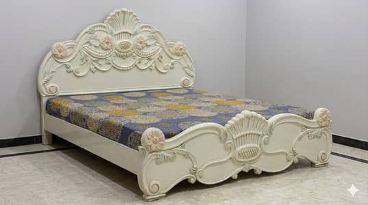 Carved Wooden Queen Bed Set with Dressing Table & 2 Side Tables