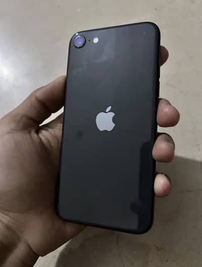 Iphonese2020 64gb waterpack 10/10 Bypassios26updated  87 battery helth