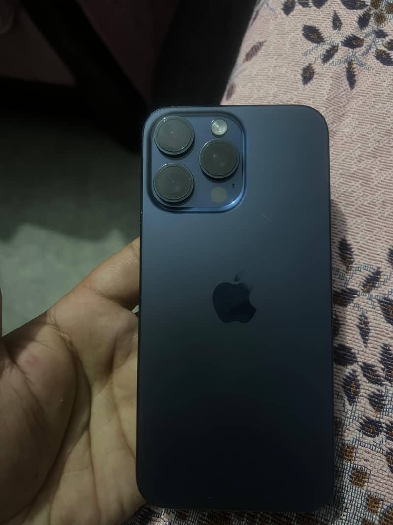 iphone 15 pro max 1