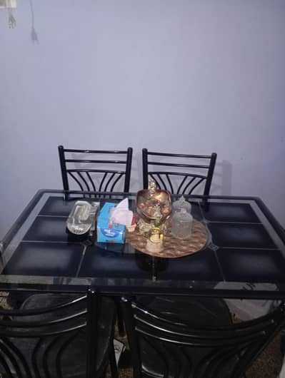 dining table with 4 chairs