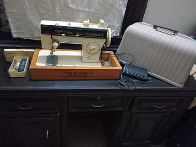 Singer Discmatic Sewing machine