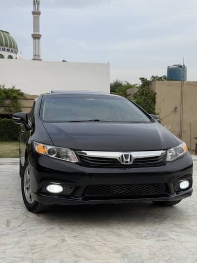 Honda Civic 2015 UG