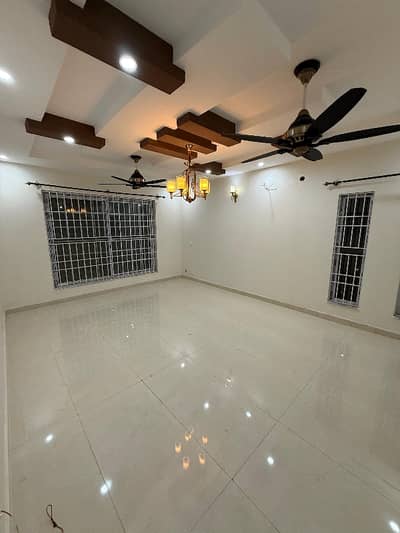 3 Bedroom Ground Portion DHA 1 For Rent