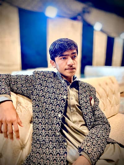 I NEED JOB