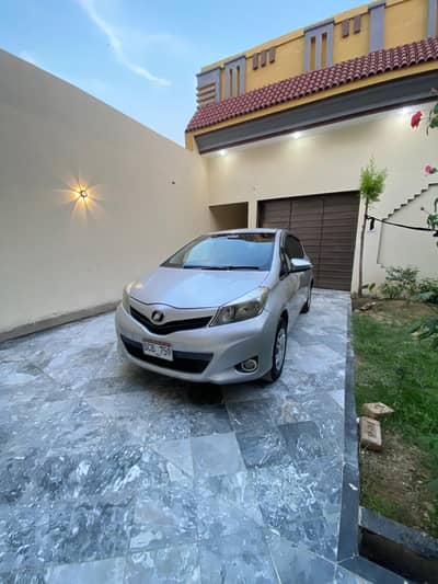 Toyota Vitz 2011