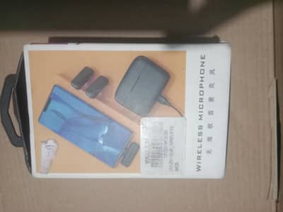 J13 Dual Wireless Microphone with Charging Case (10/10 Condition)
