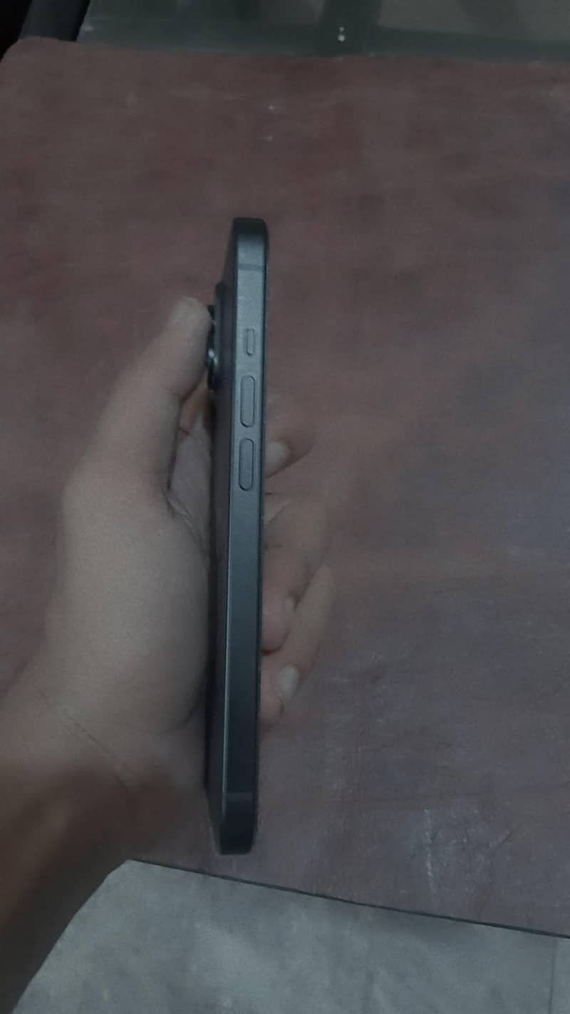 iphone 15 4