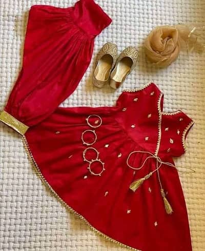 Beautiful princess dress Available all colors and sizes