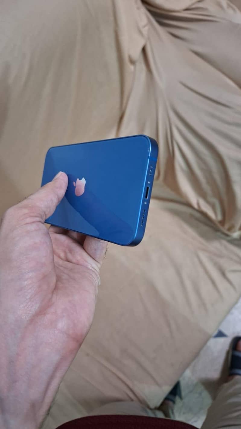 IPHONE 13 3