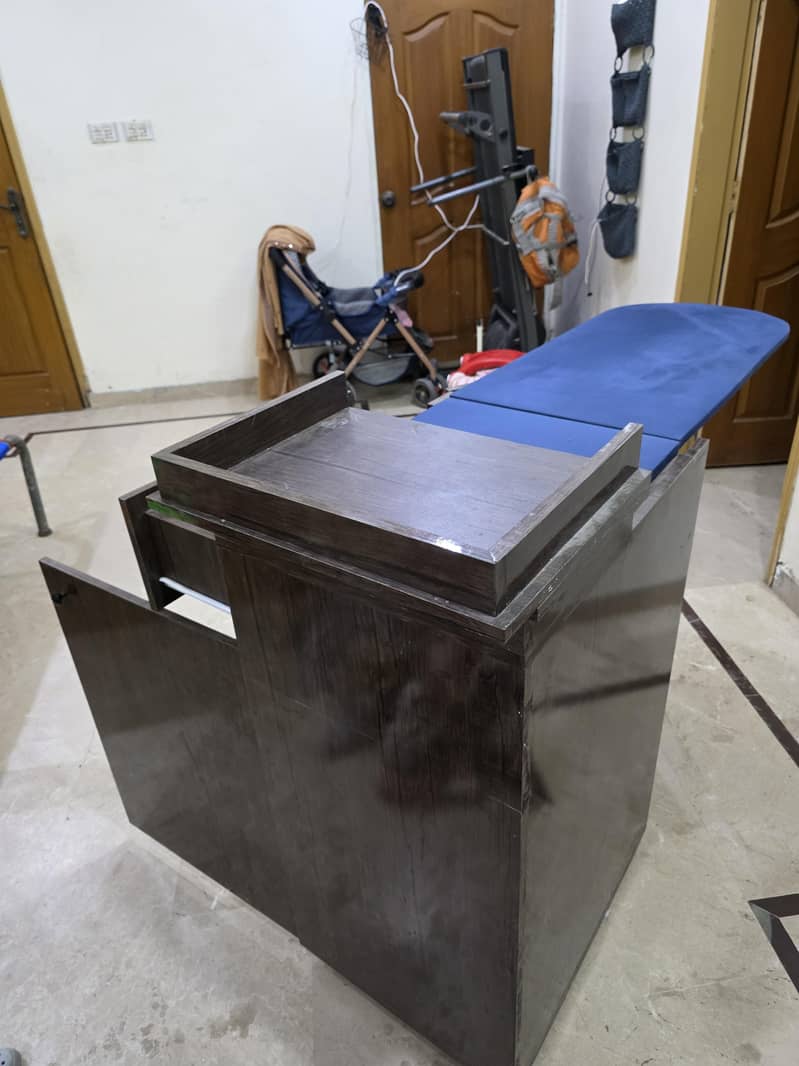 iron  table 3
