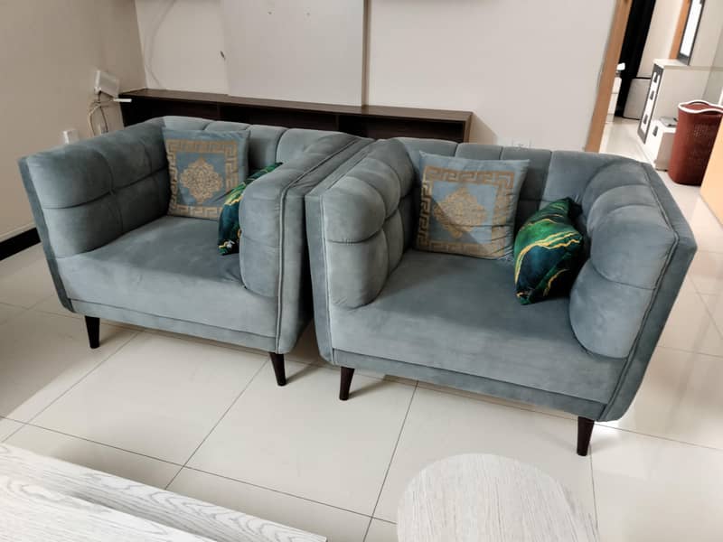 Sofa set | 7 seater sofa | 3 seater, 2 seater and 2 single seaters 0