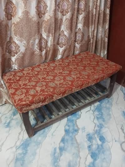 table/stool sasta lejao