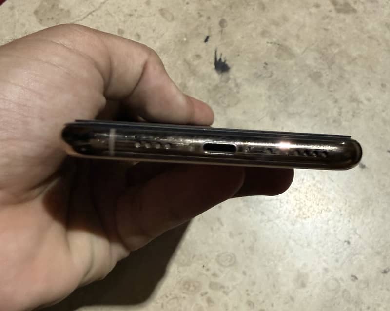 Iphone 11 pro max 3