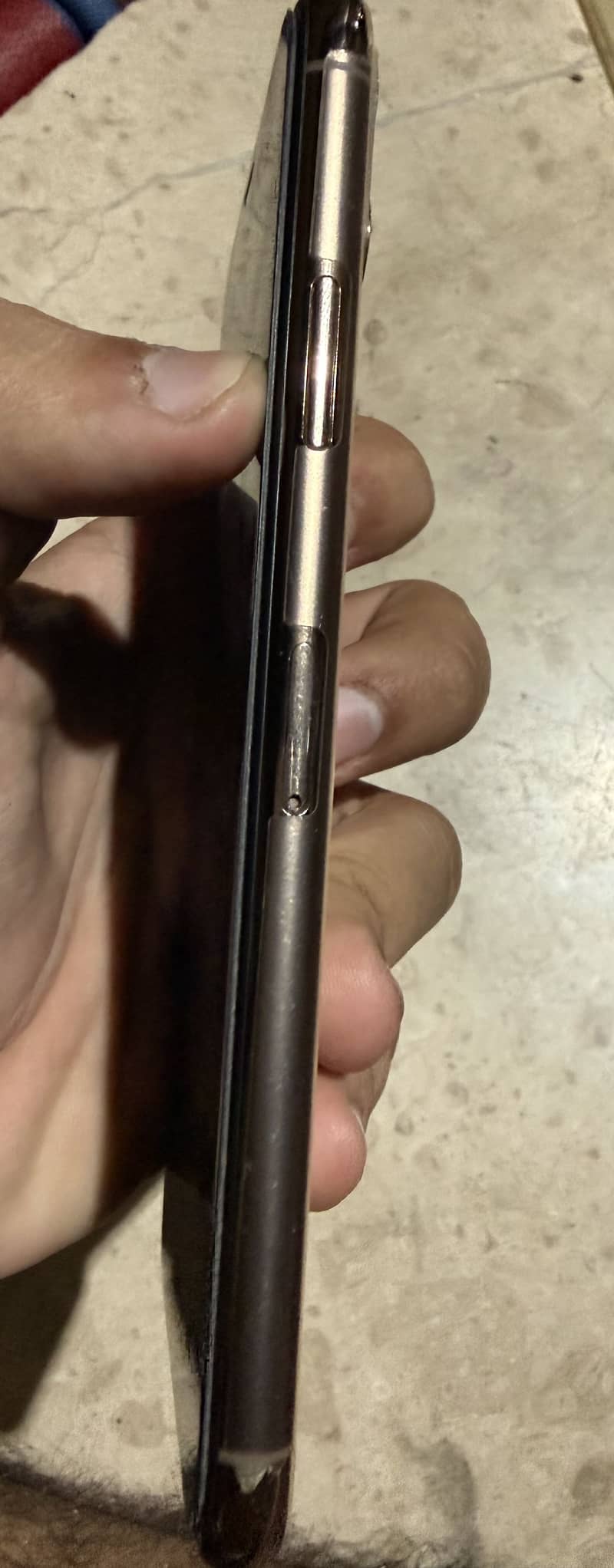 Iphone 11 pro max 4