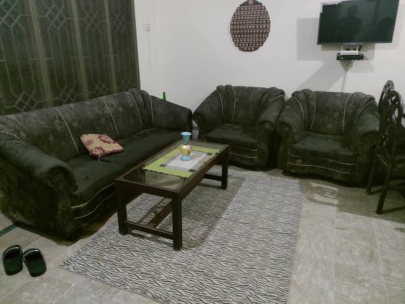 Sofa set 5 seater 4