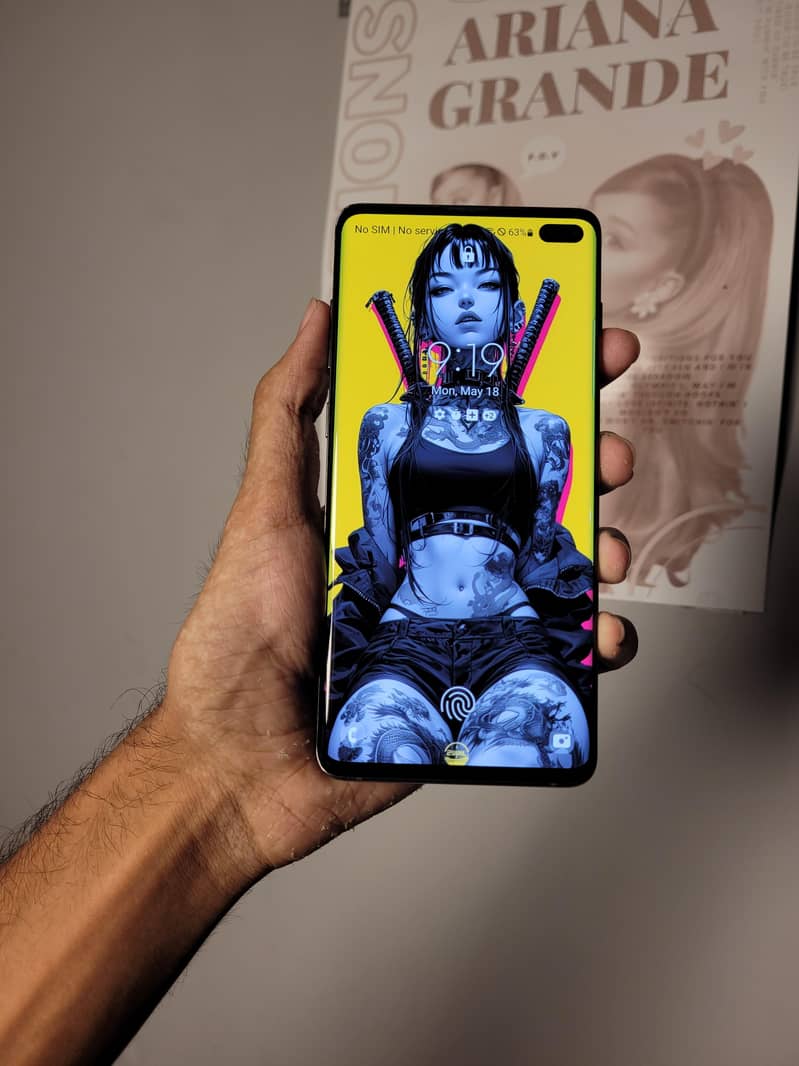 S10 Plus 1