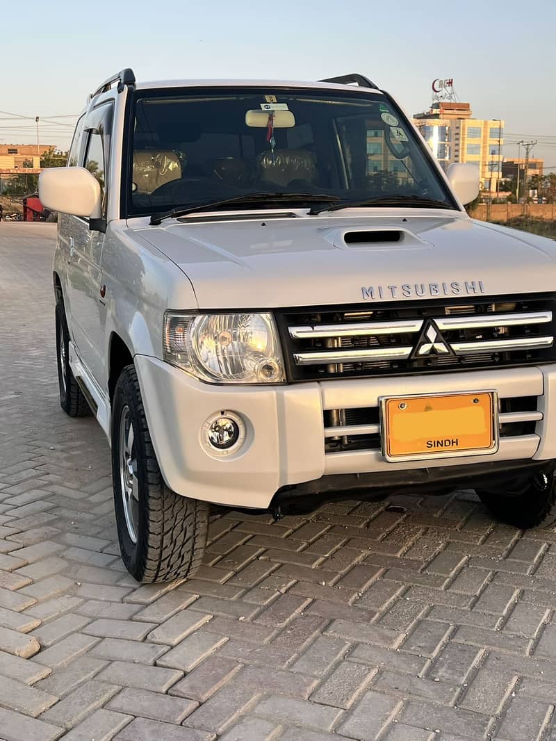 Pajero Mini 2