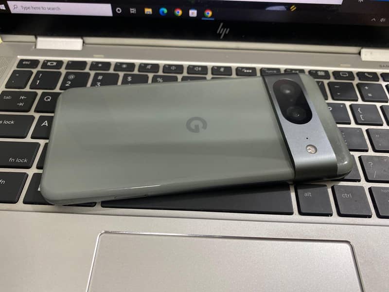 Google pixel 8 1
