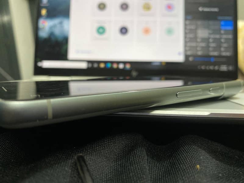 Google pixel 8 2