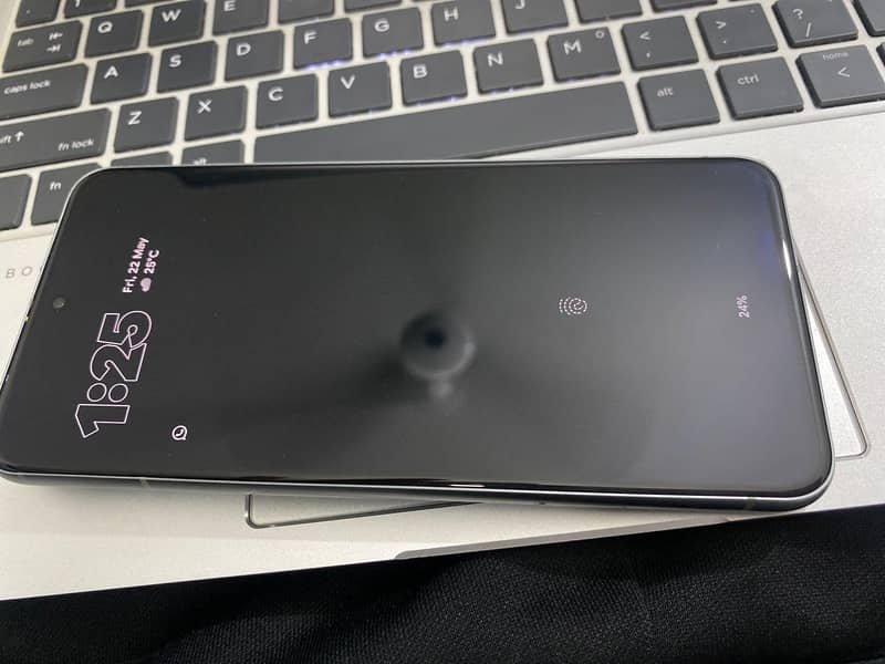 Google pixel 8 3