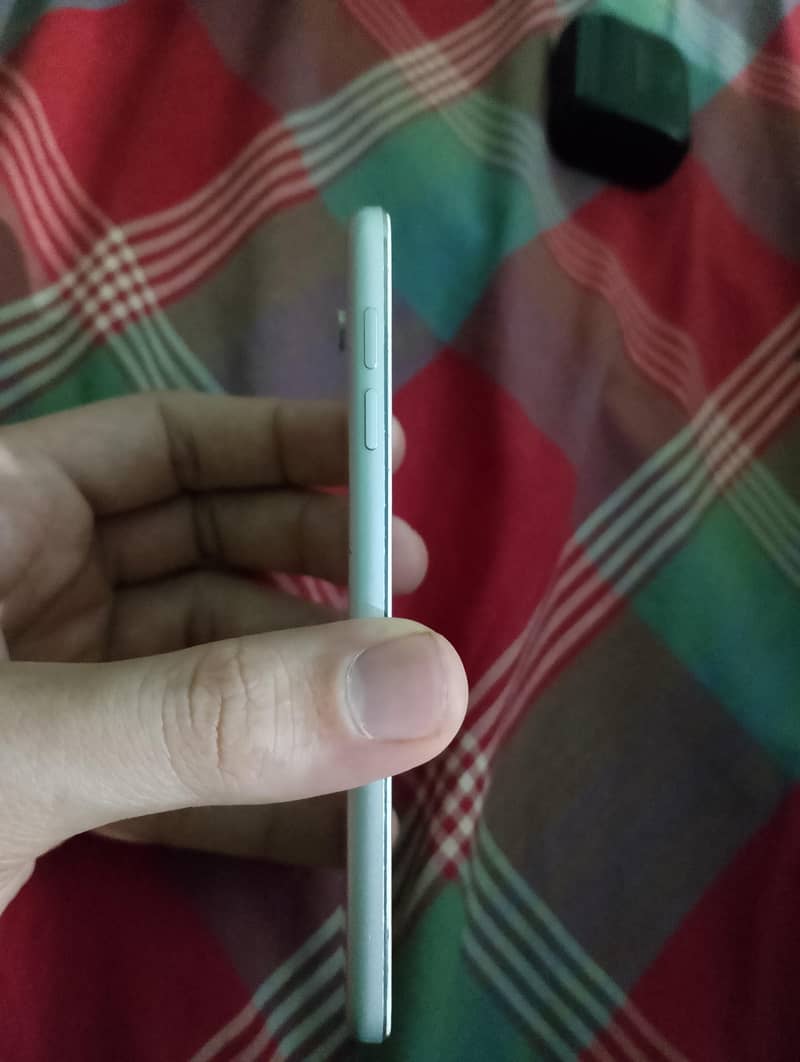 mini ipod 2