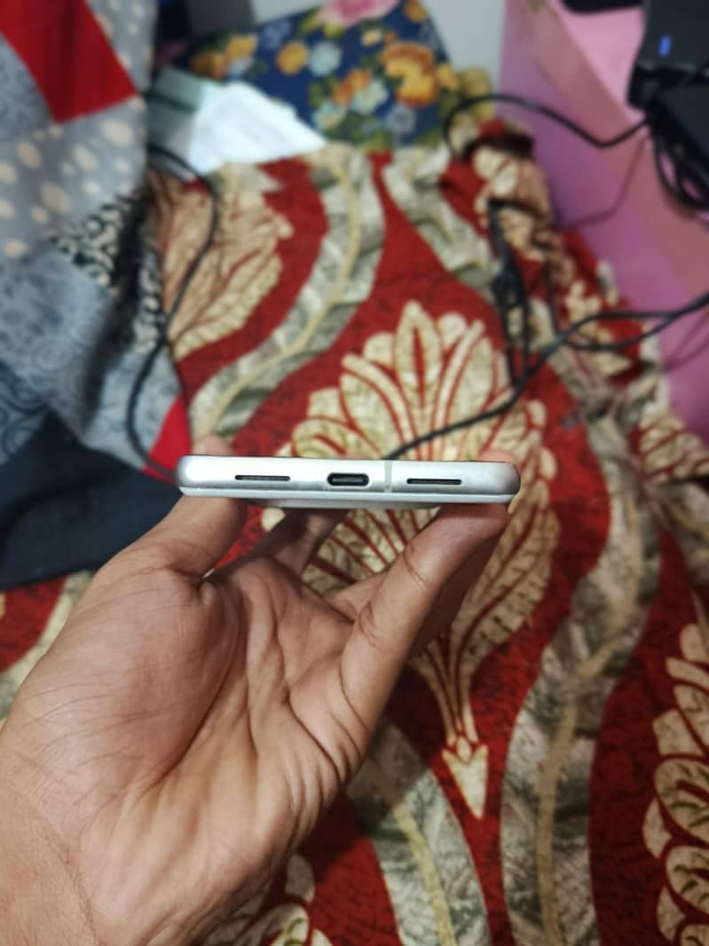 google pixel 7 4