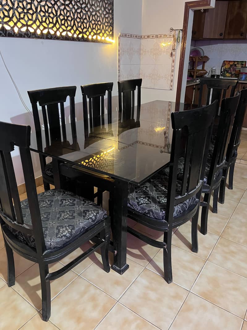 black dining table 3