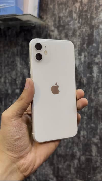 iPhone 11 White colour