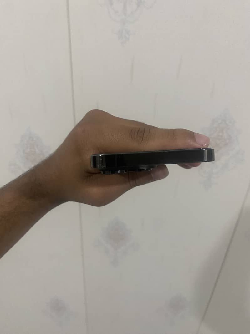 iPhone 14pro max 9