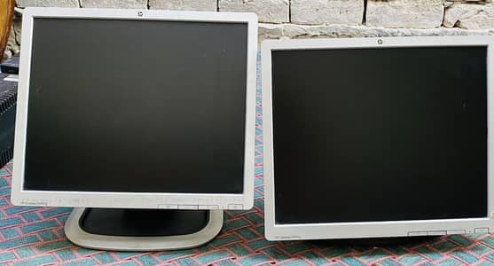 HP LCD 17 inch All Ok Hai urgent sale