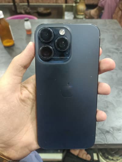IPHONE 15 PRO MAX FOR SALE 89 BATTREY HEALTH