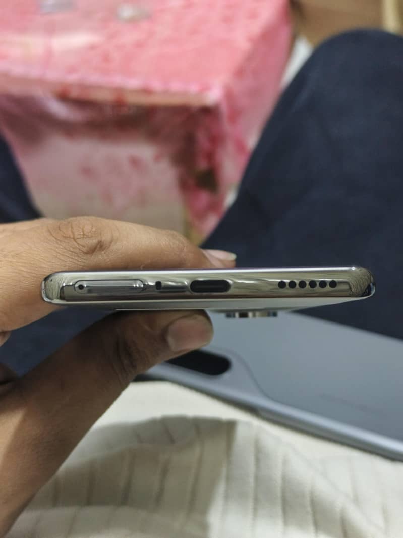 Camon 40 pro 1