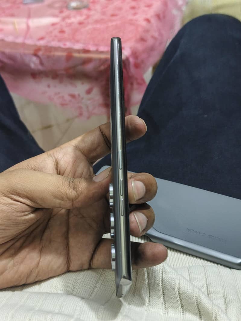 Camon 40 pro 2