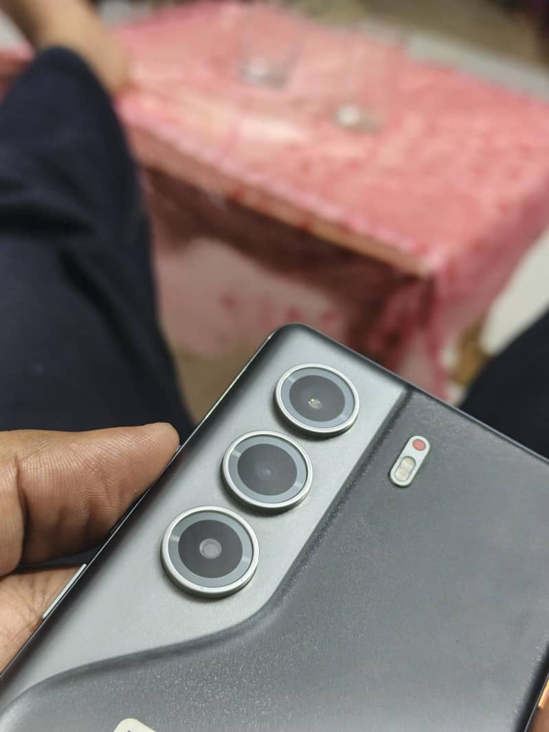 Camon 40 pro 5