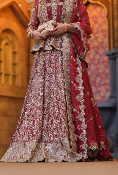 Bridal Lehnga (like New) - Shadi Dress - by Libas-e-Khas