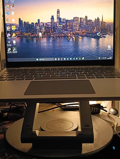 Microsoft Surface Latest Model - 24 hours battery life! German