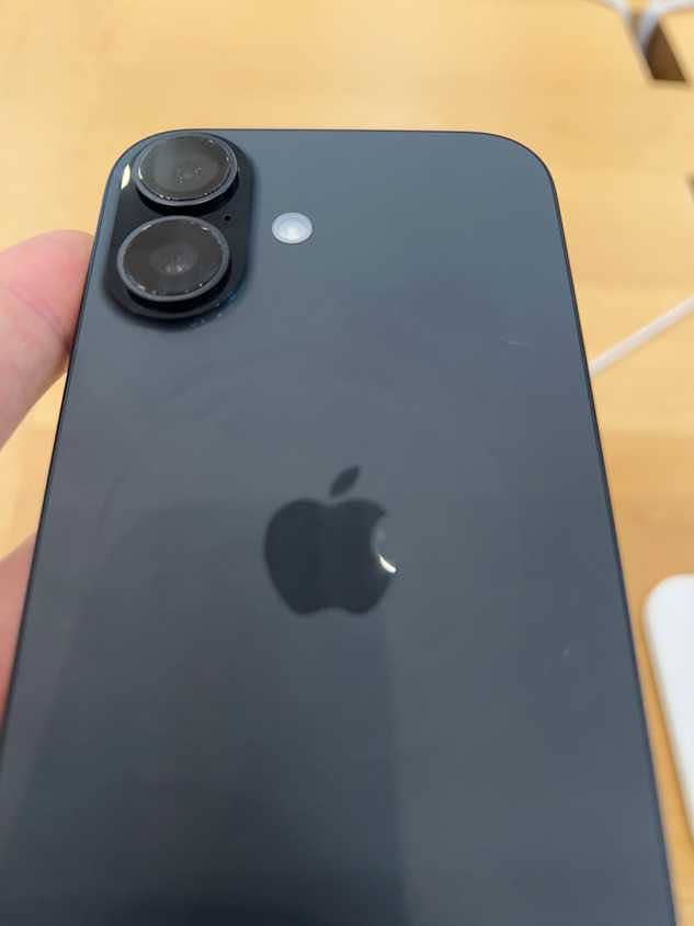 iphone 16 + jv 1