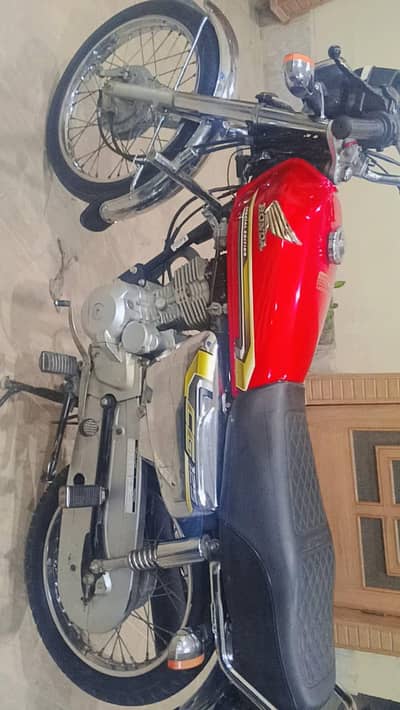 Honda 125 special edition