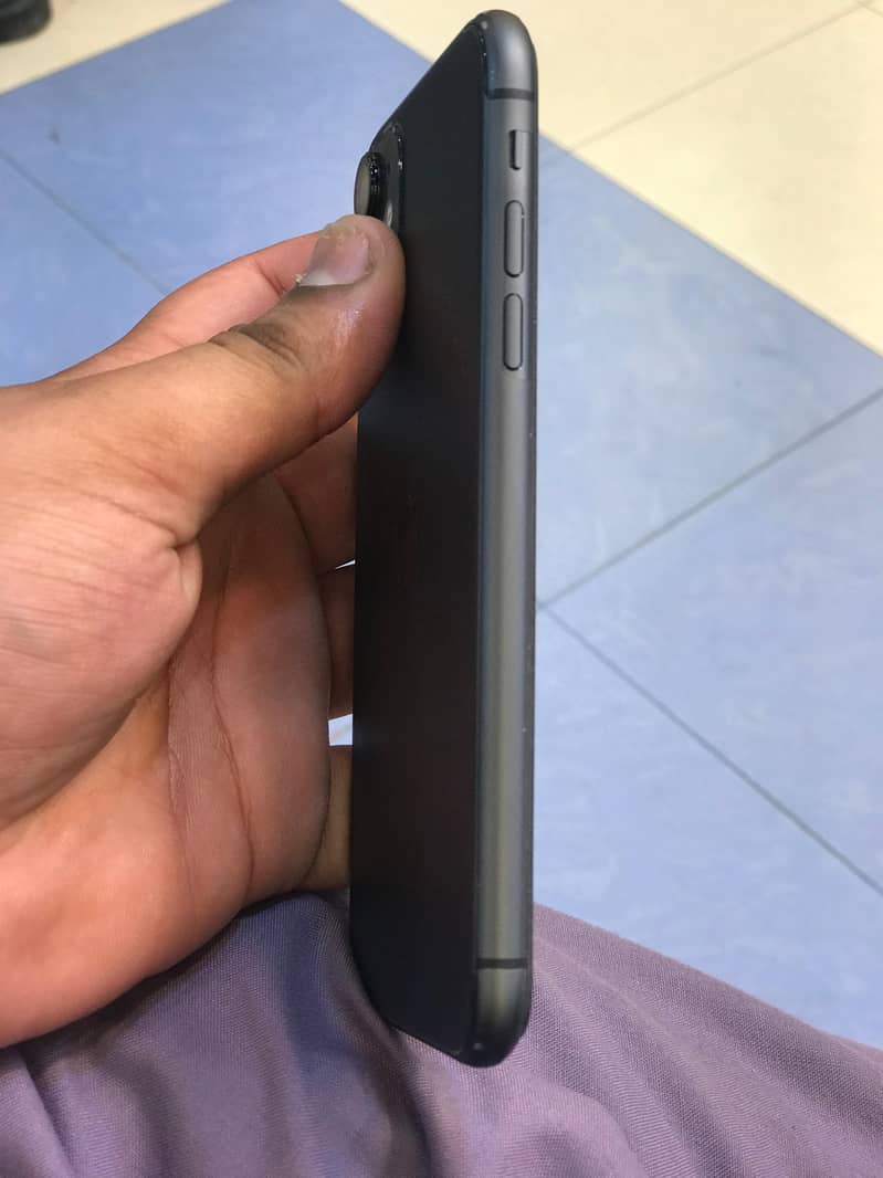 Iphone 11 4