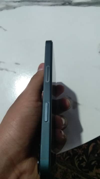 Iphone 13 jv 10/10 condition battery health 88%