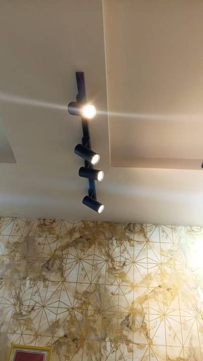 focus lights and fanoos for sale
