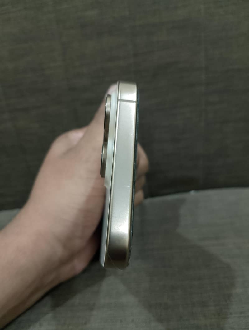 Iphone 16 pro max 2