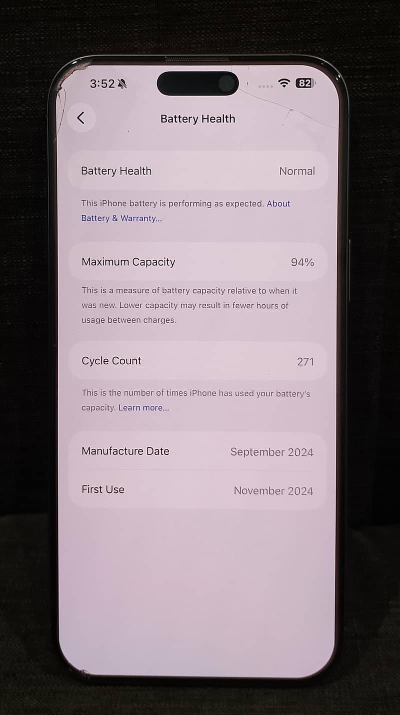 Iphone 16 pro max 4
