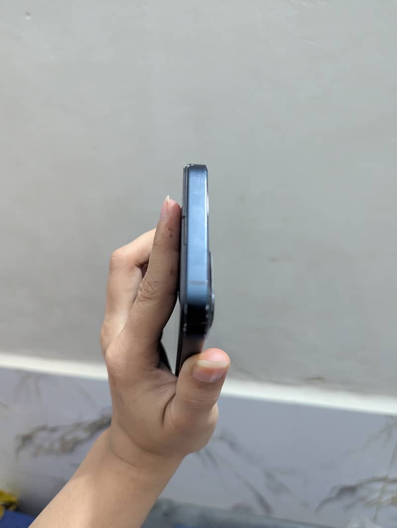 IPhone 13 10