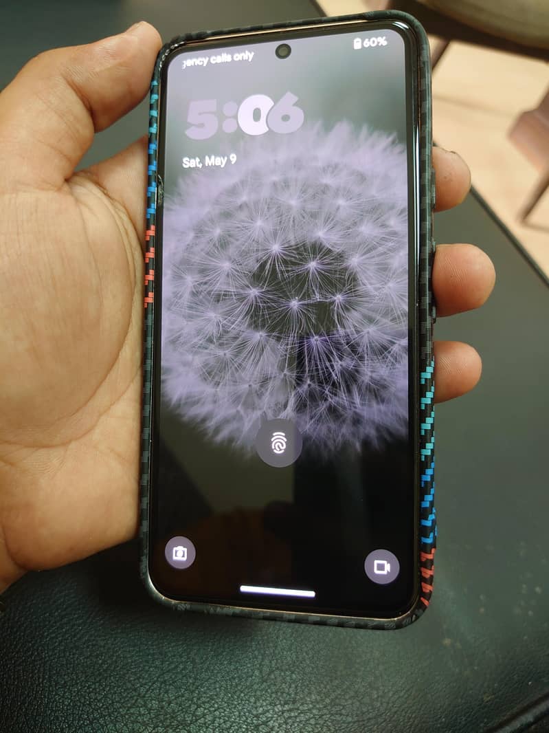 google pixel 8 4
