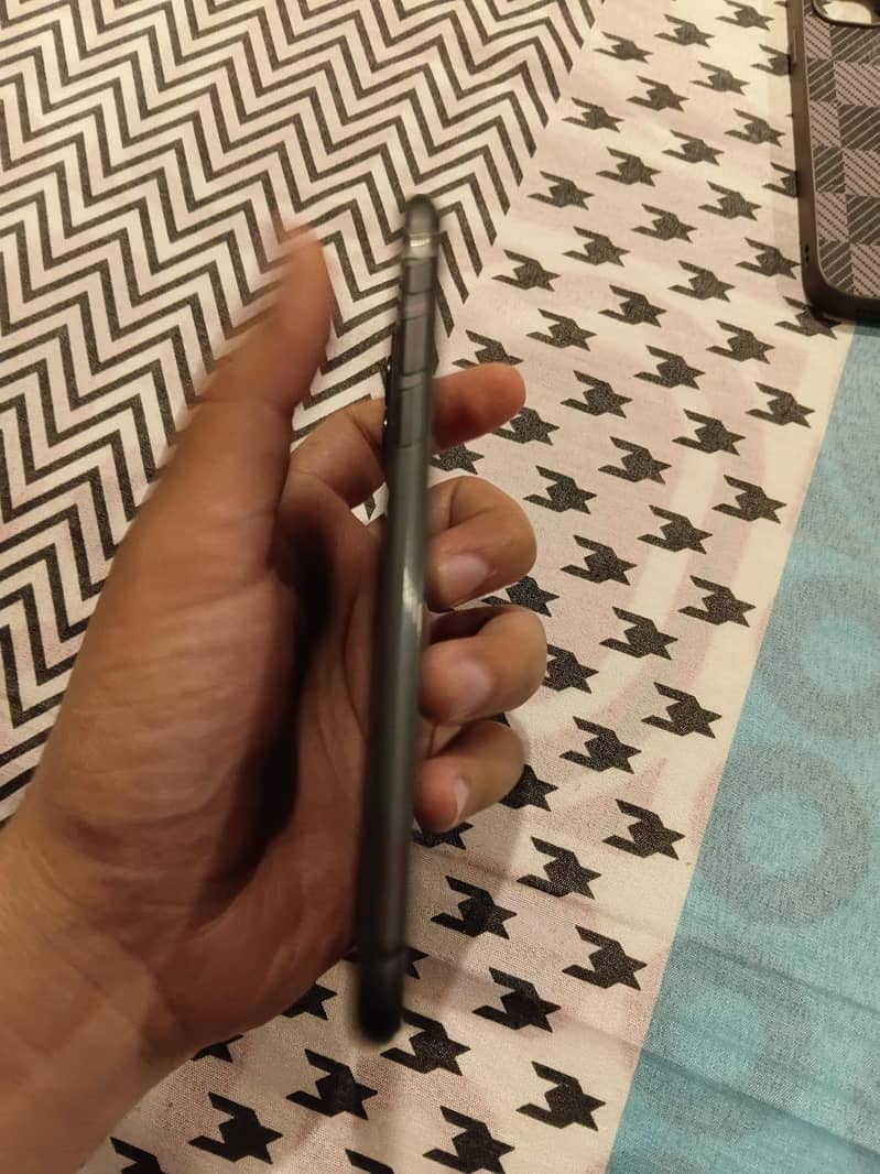 iphone 11 3