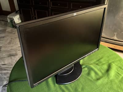 HP ZR22w 21.5" FHD 1080p Monitor
