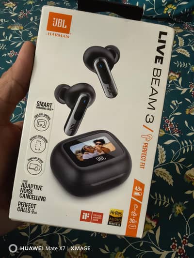 JBL Live Beam 3 With Smart Charging Case
