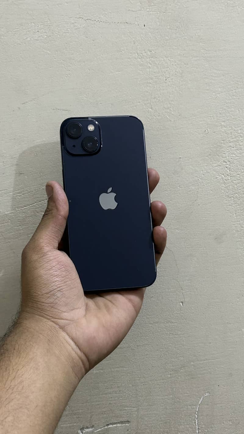 iPhone 13 5